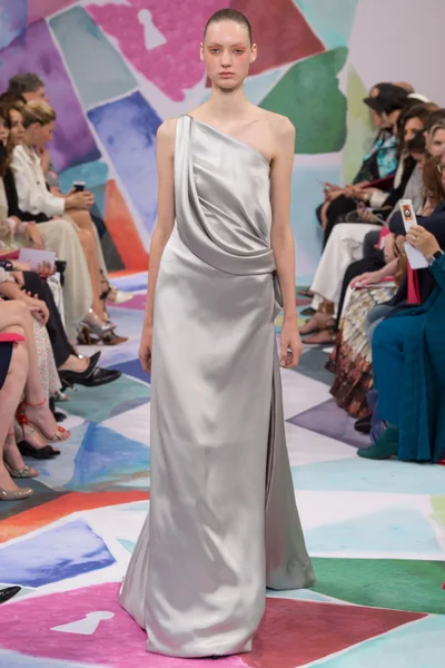 Look 33